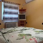 شقة Levendula Vendeghaz *