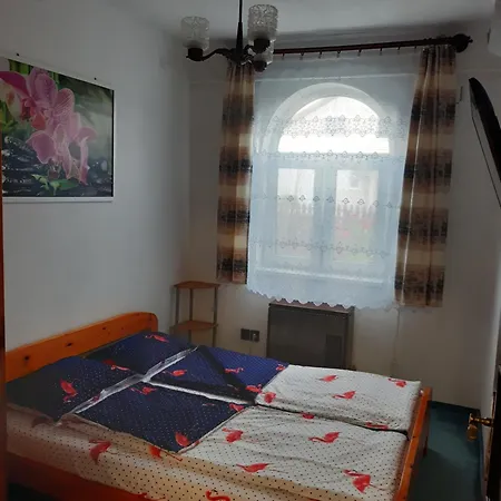 Apartment Levendula Vendeghaz *